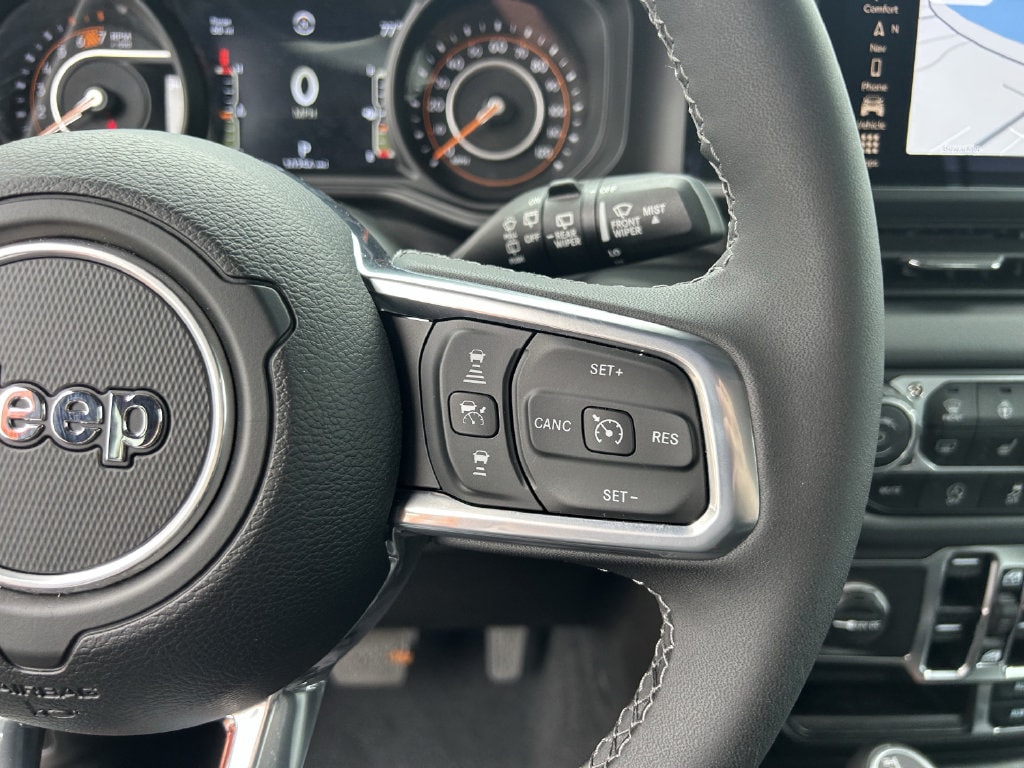2025 Jeep Wrangler 4-Door Sahara - Photo 29