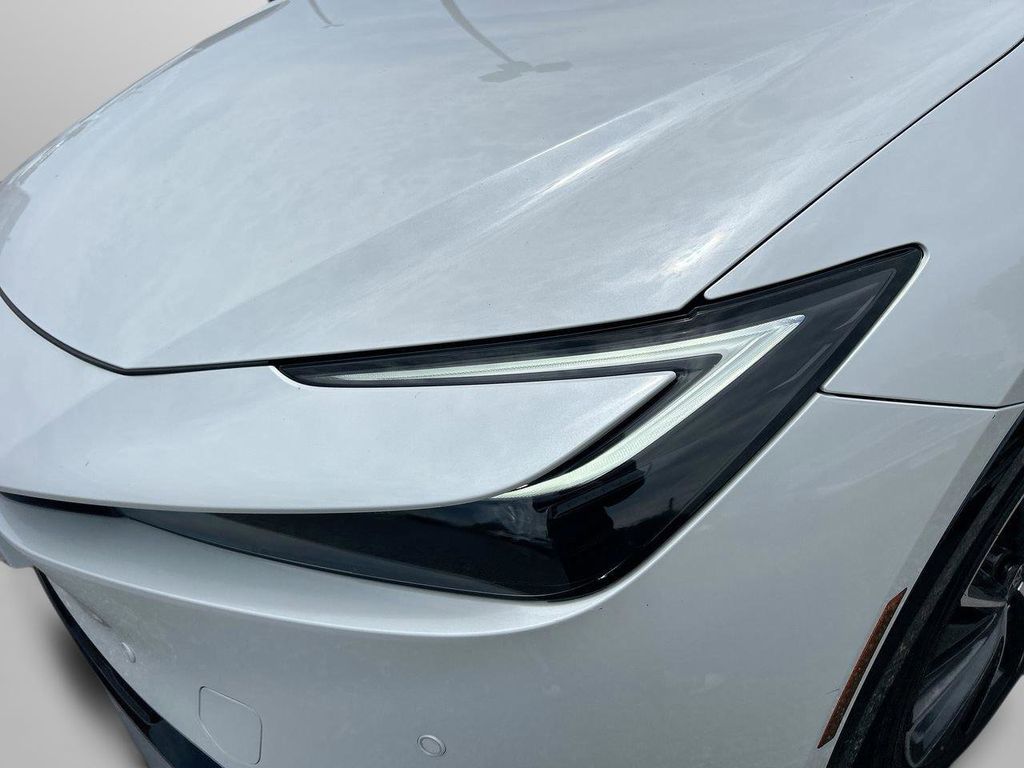 2024 Toyota Prius XLE - Photo 36