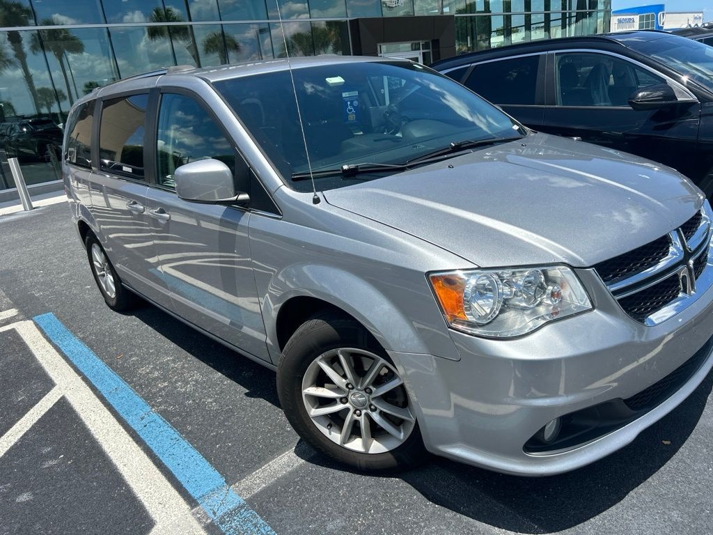 Used 2018 Dodge Grand Caravan SXT Minivan/Van