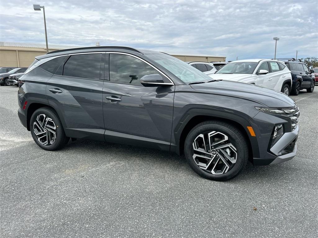 New 2026 Hyundai Tucson Limited FWD SUV