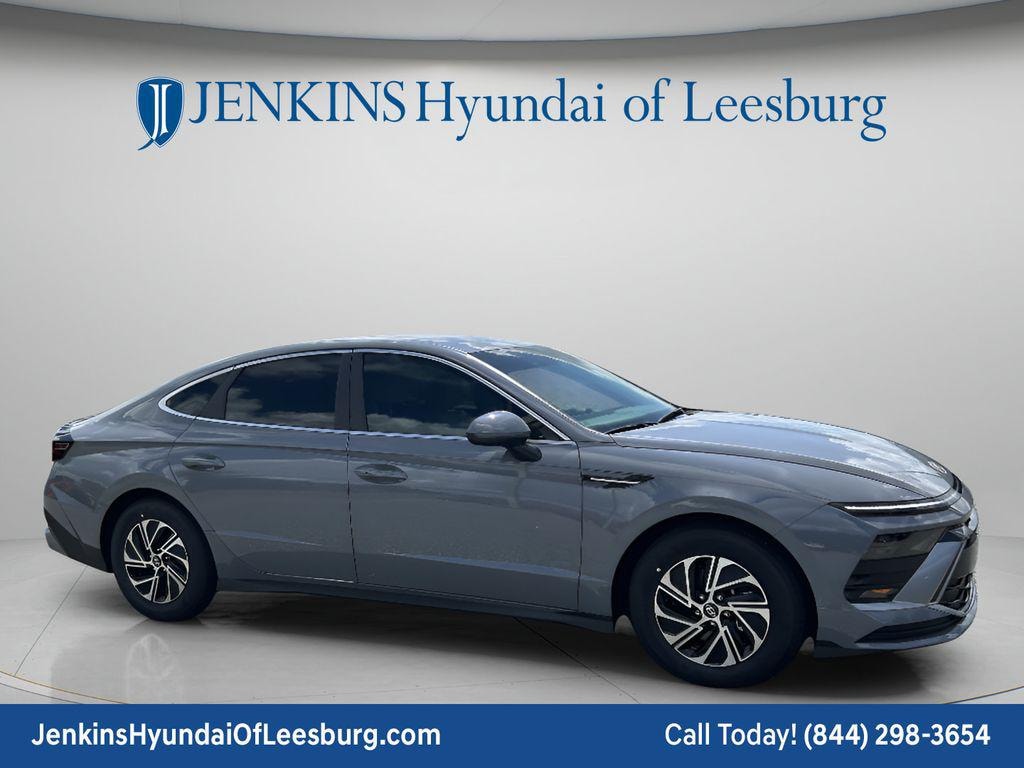New 2026 Hyundai Sonata Hybrid Blue Sedan