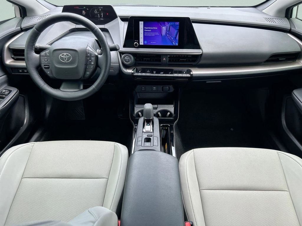 2024 Toyota Prius XLE - Photo 15