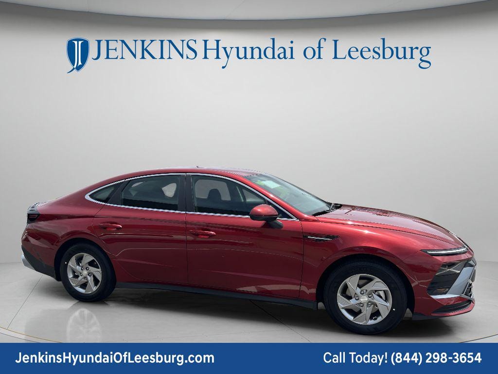New 2026 Hyundai Sonata SE Sedan