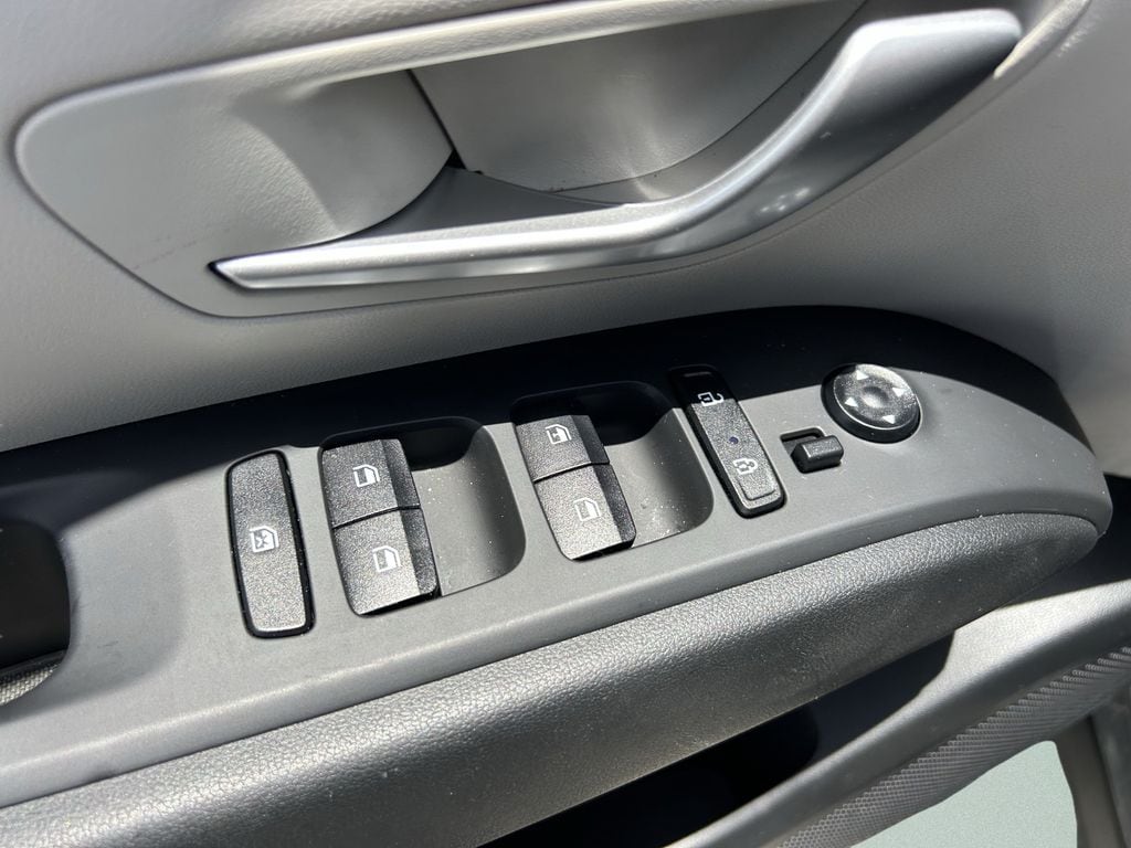 2024 Hyundai Tucson SE - Photo 22