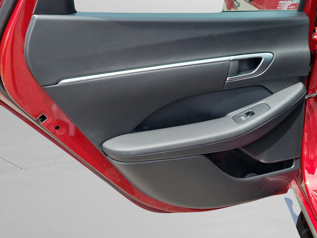 2024 Hyundai Sonata SEL - Photo 11