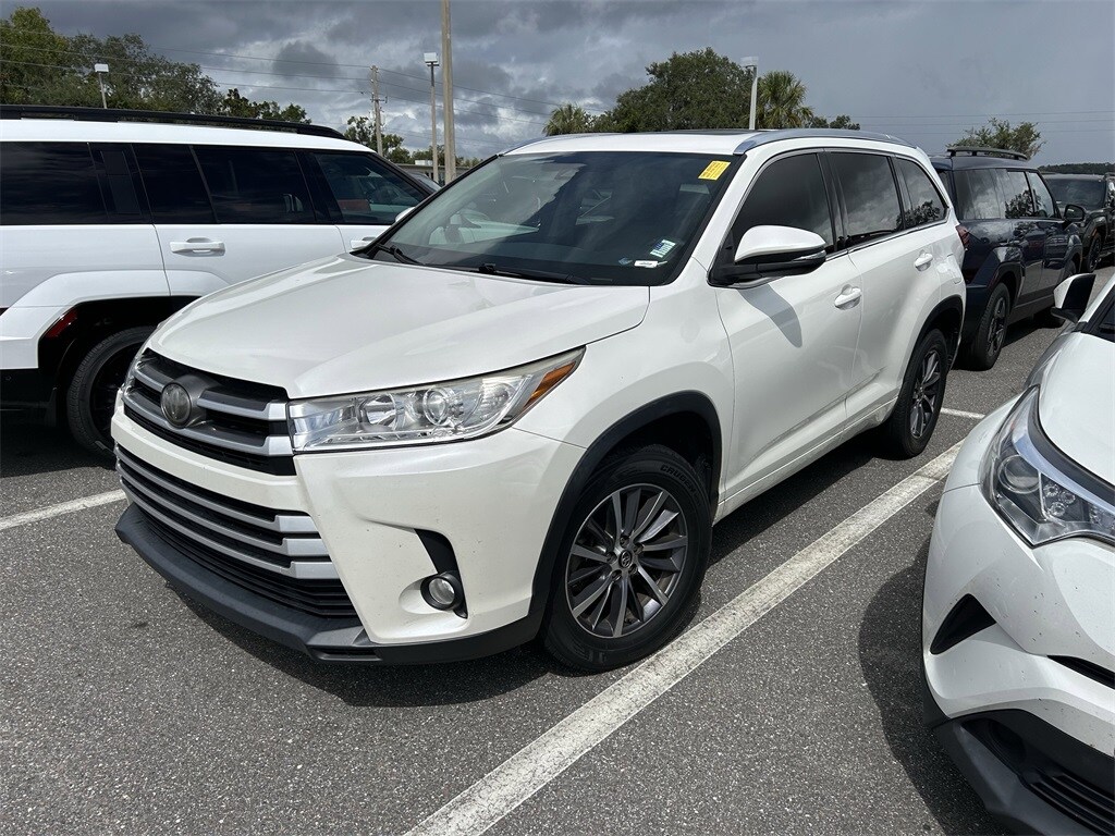 2019 Toyota Highlander XLE photo 4