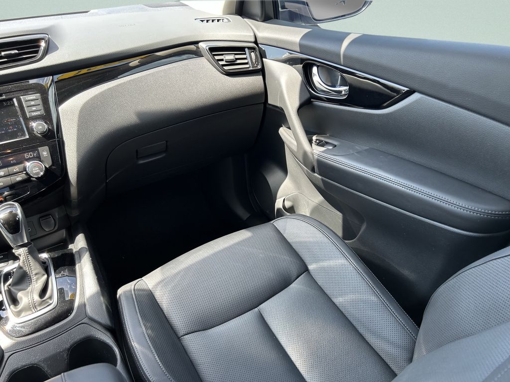2021 Nissan Rogue Sport SL - Photo 20
