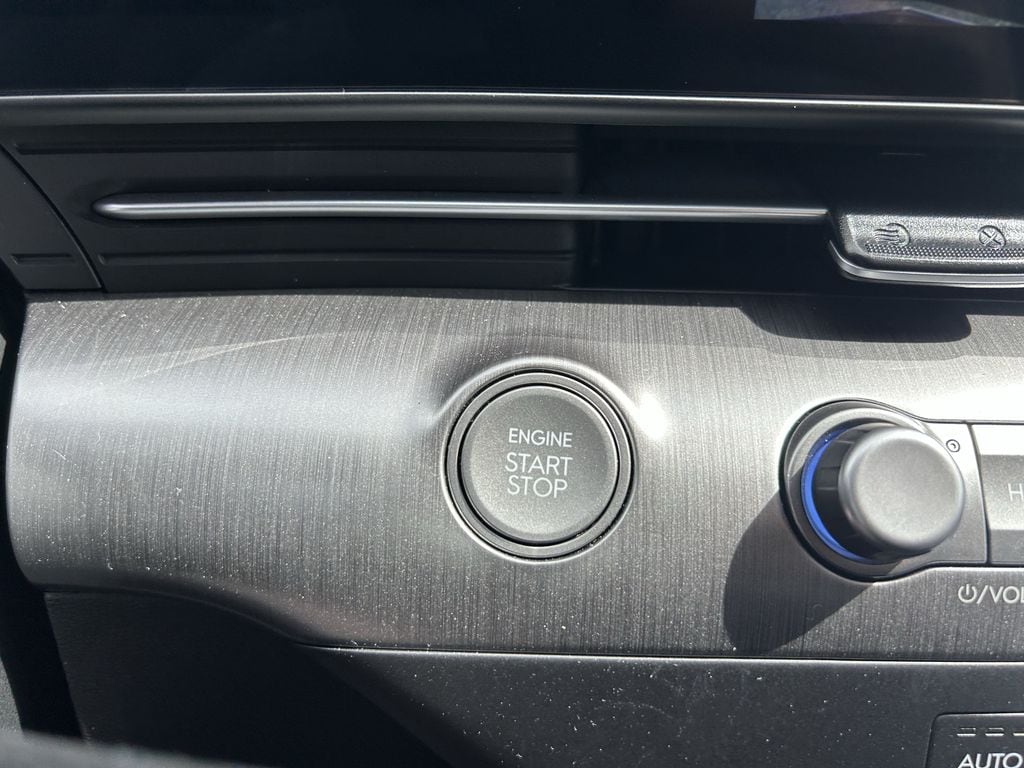 2024 Hyundai Kona Limited - Photo 34