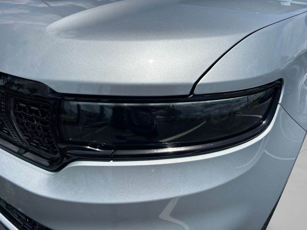 2023 Jeep Grand Wagoneer Series III - Photo 13