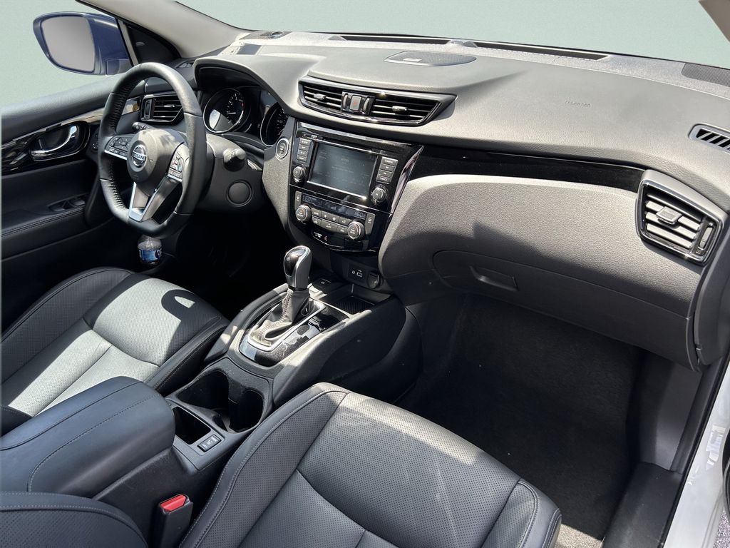 2021 Nissan Rogue Sport SL - Photo 16