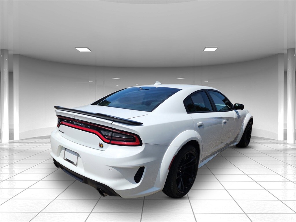 2023 Dodge Charger R/T Scat Pack Widebody photo 3
