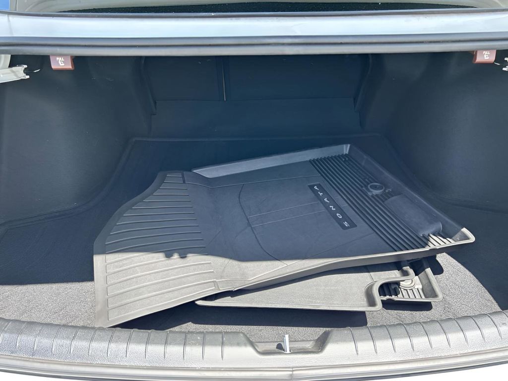 2021 Hyundai Sonata Hybrid Limited - Photo 13