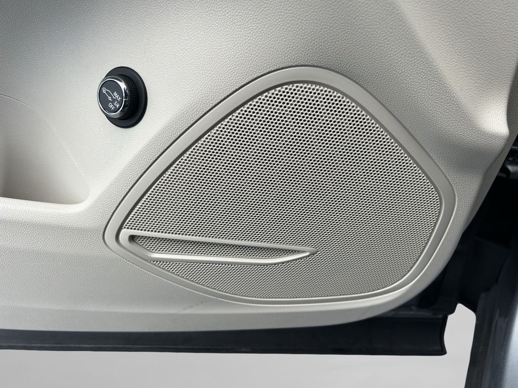 2023 Buick Envision Essence - Photo 33
