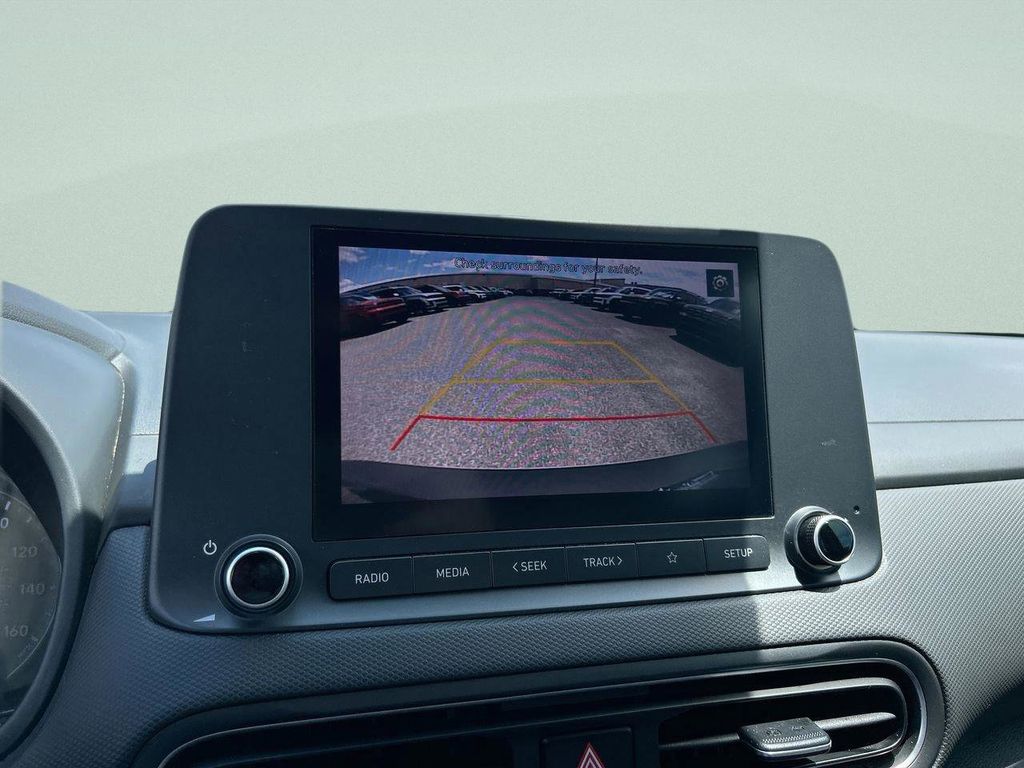 2023 Hyundai Kona SEL - Photo 19