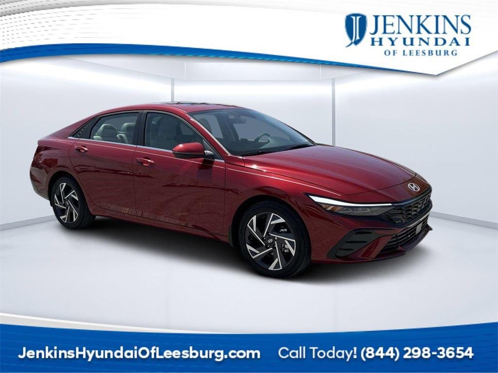 2025 Hyundai Elantra Limited's photo