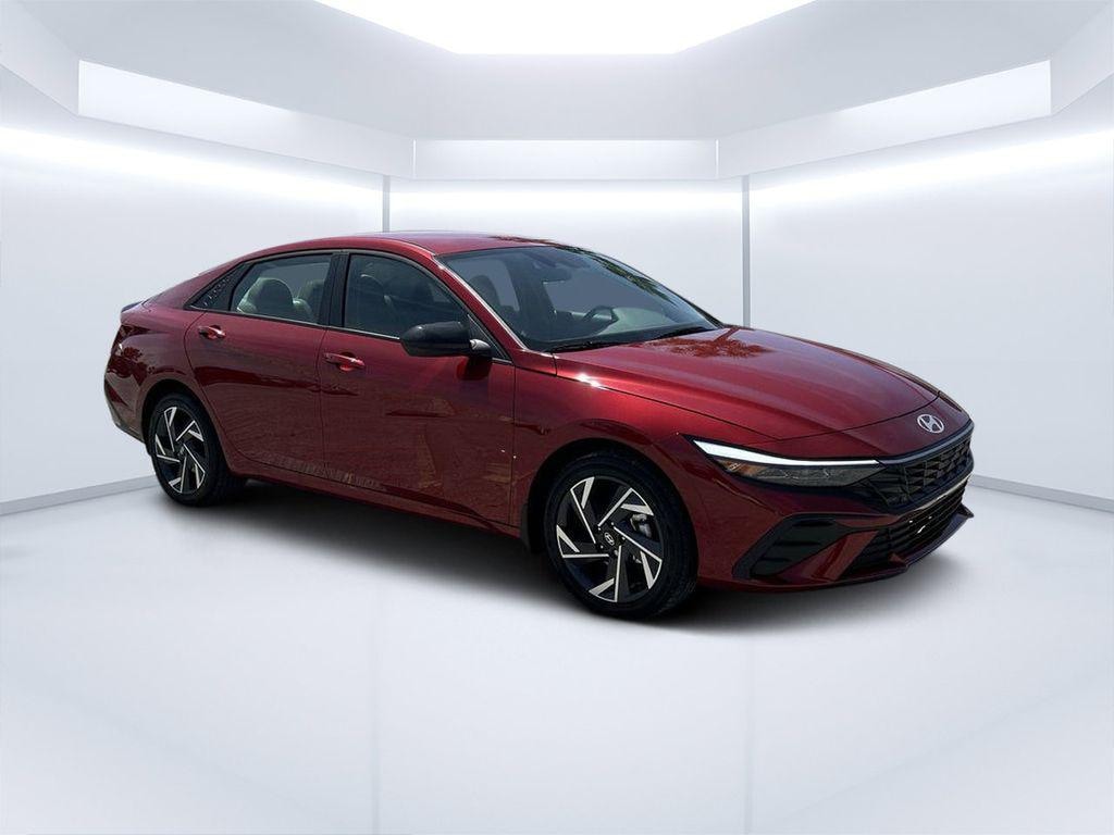 New 2025 Hyundai Elantra Hybrid SEL Sport Sedan
