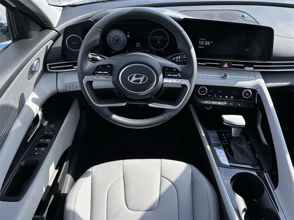 New 2026 Hyundai Elantra Limited Sedan