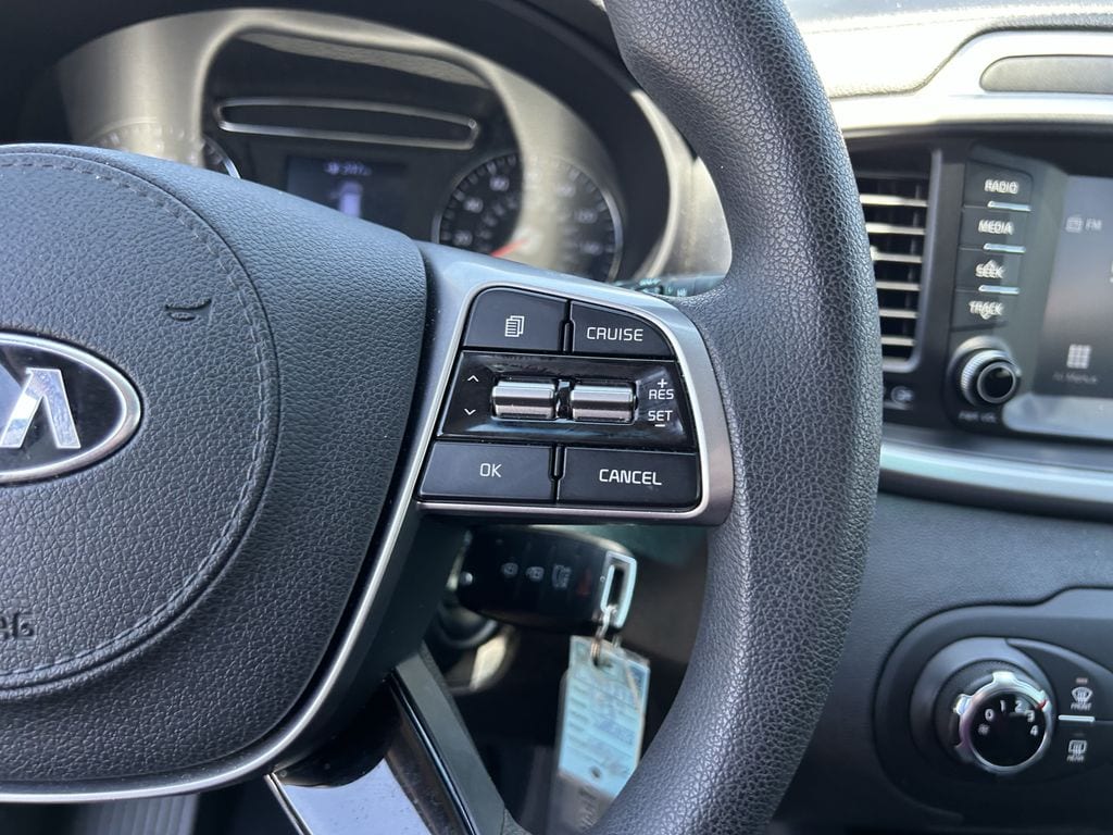 2019 Kia Sorento L - Photo 28