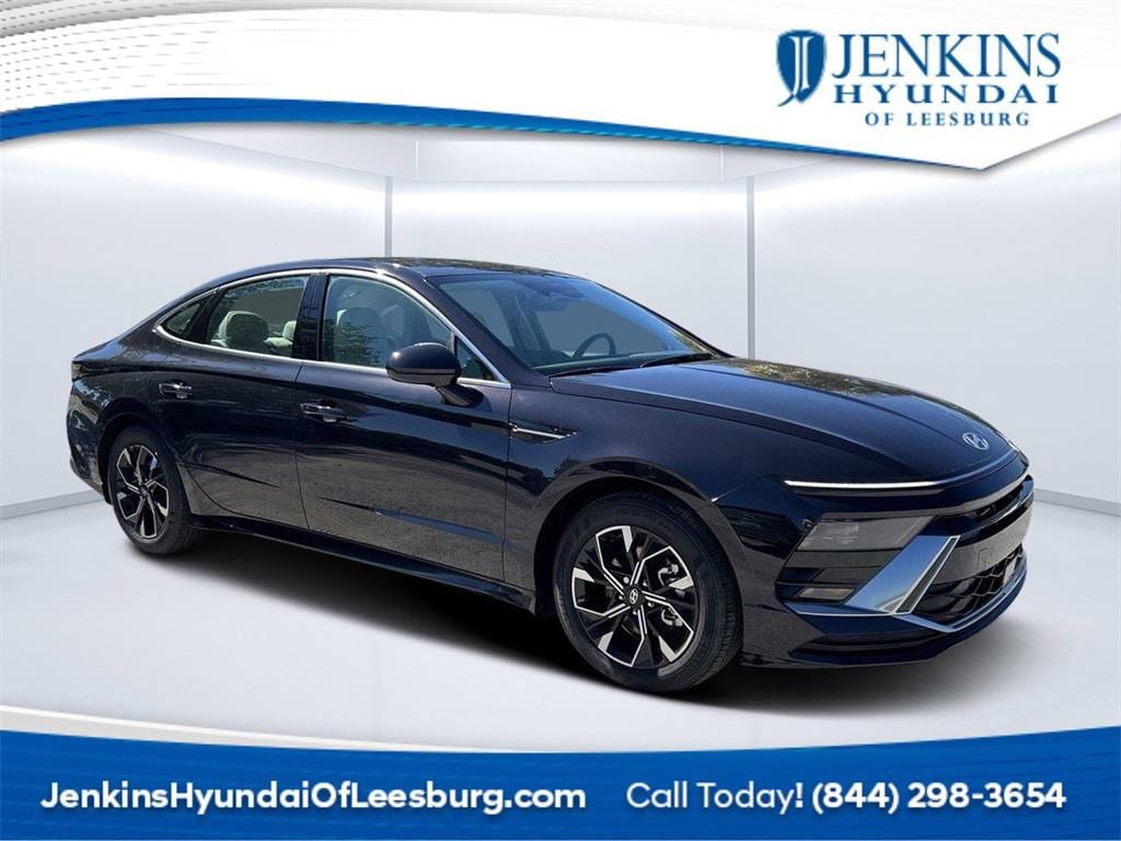 New 2025 Hyundai Sonata SEL Sedan
