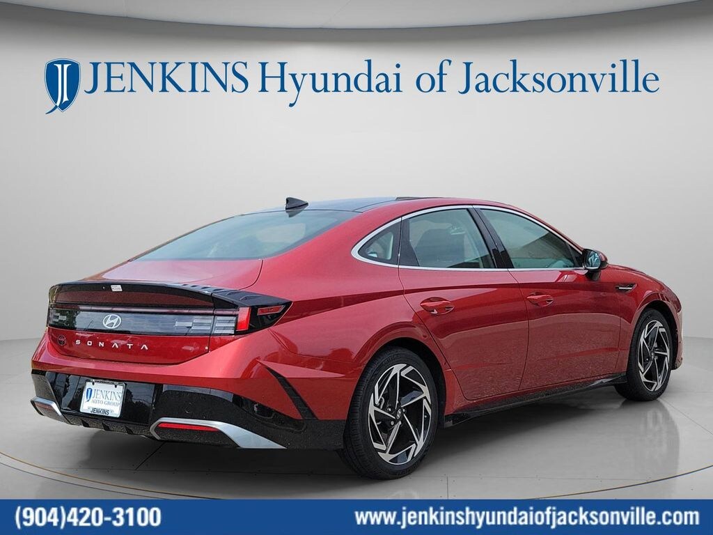 Used 2024 Hyundai Sonata SEL Sedan