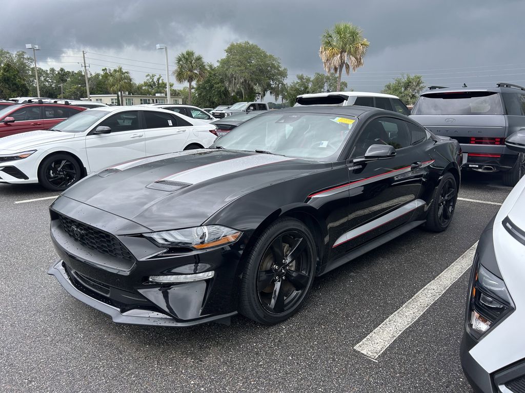 2022 Ford Mustang EcoBoost - Photo 8