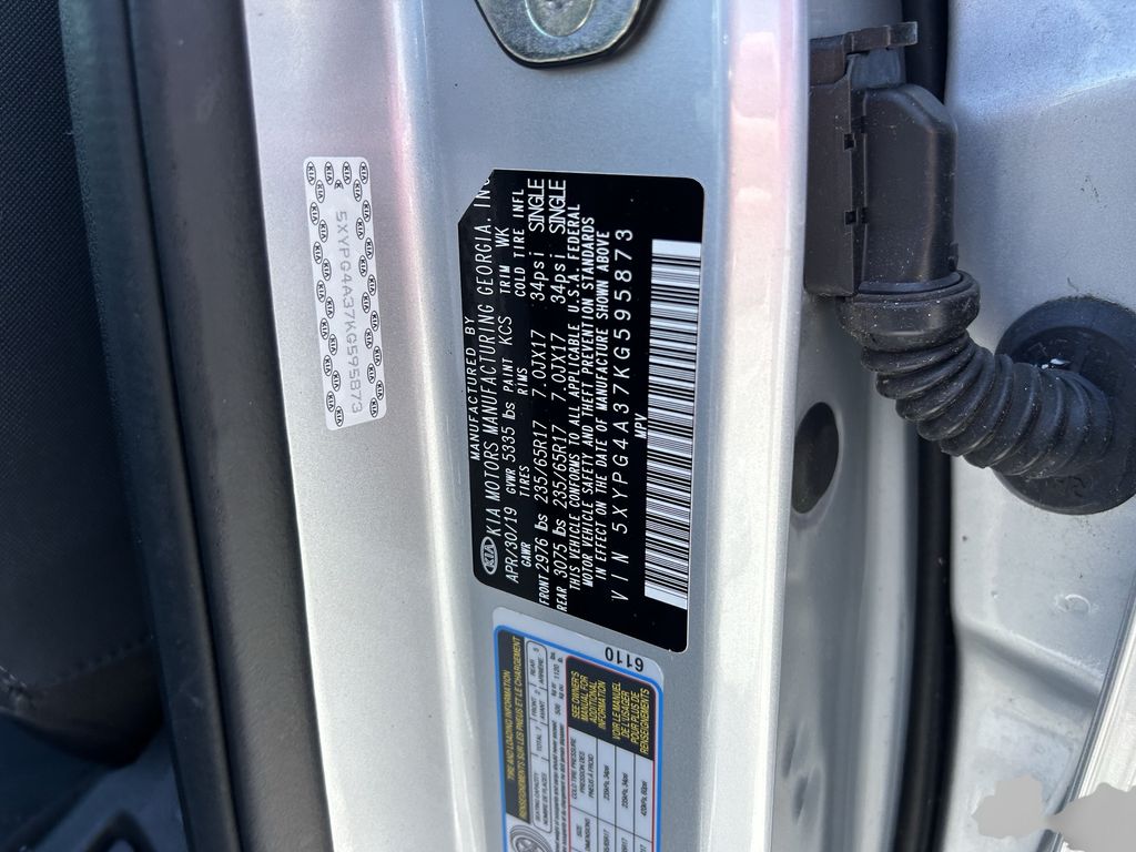 2019 Kia Sorento L - Photo 36