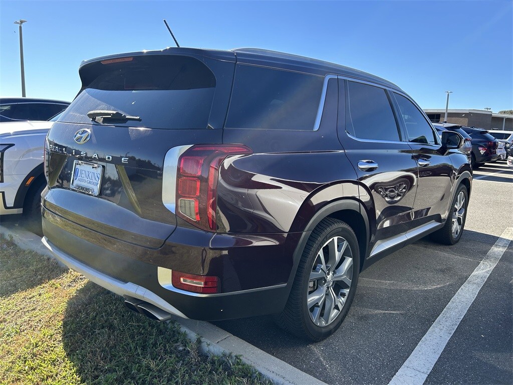 2020 Hyundai Palisade SEL photo 2