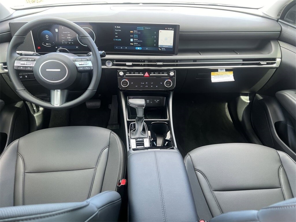 2025 Hyundai Tucson SEL Convenience photo 2
