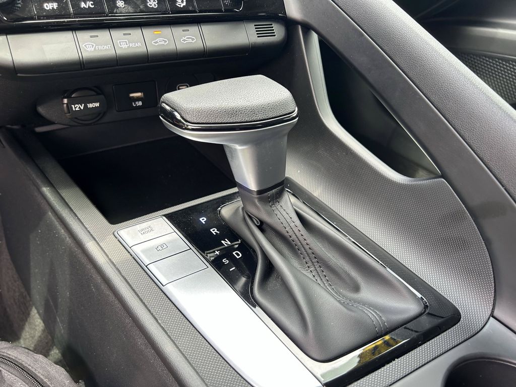 2024 Hyundai Elantra SEL - Photo 25