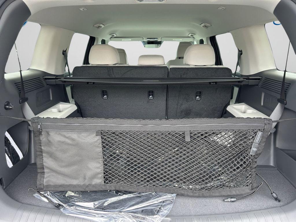 New 2026 Hyundai Santa Fe Hybrid SE SUV