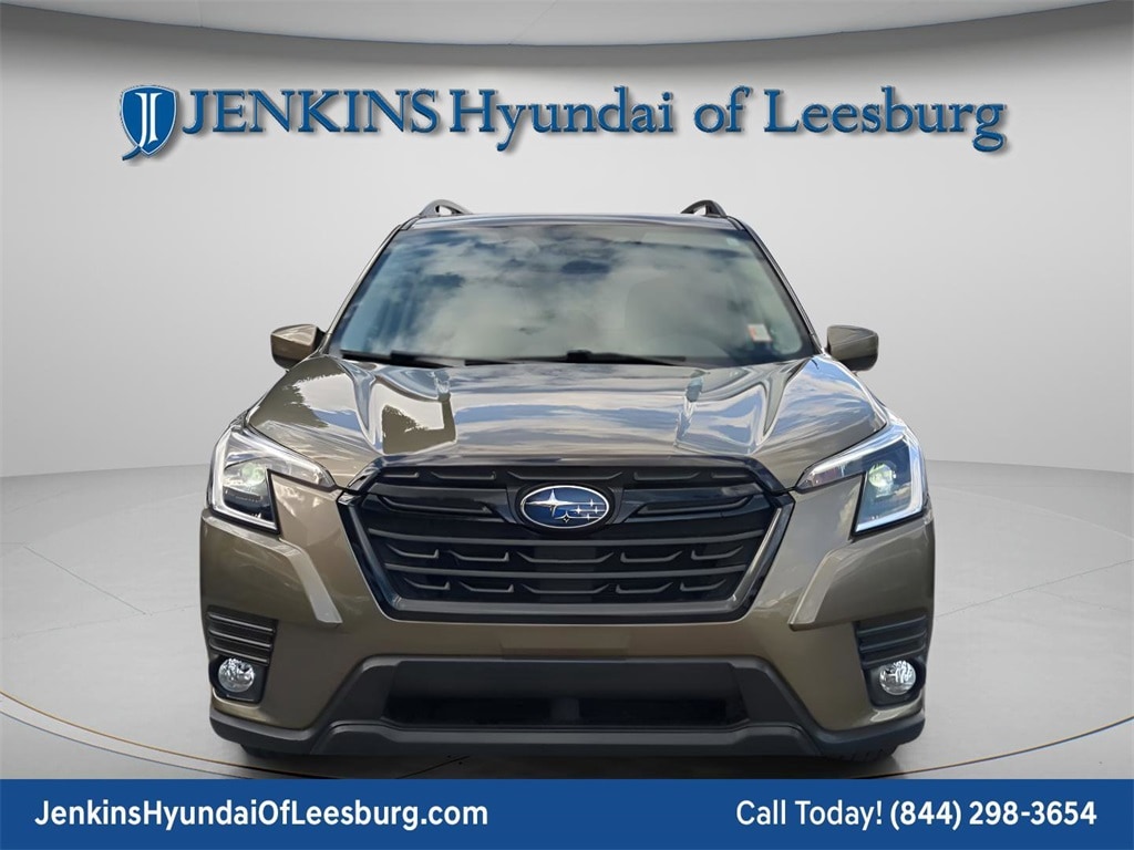 Used 2023 Subaru Forester Premium SUV