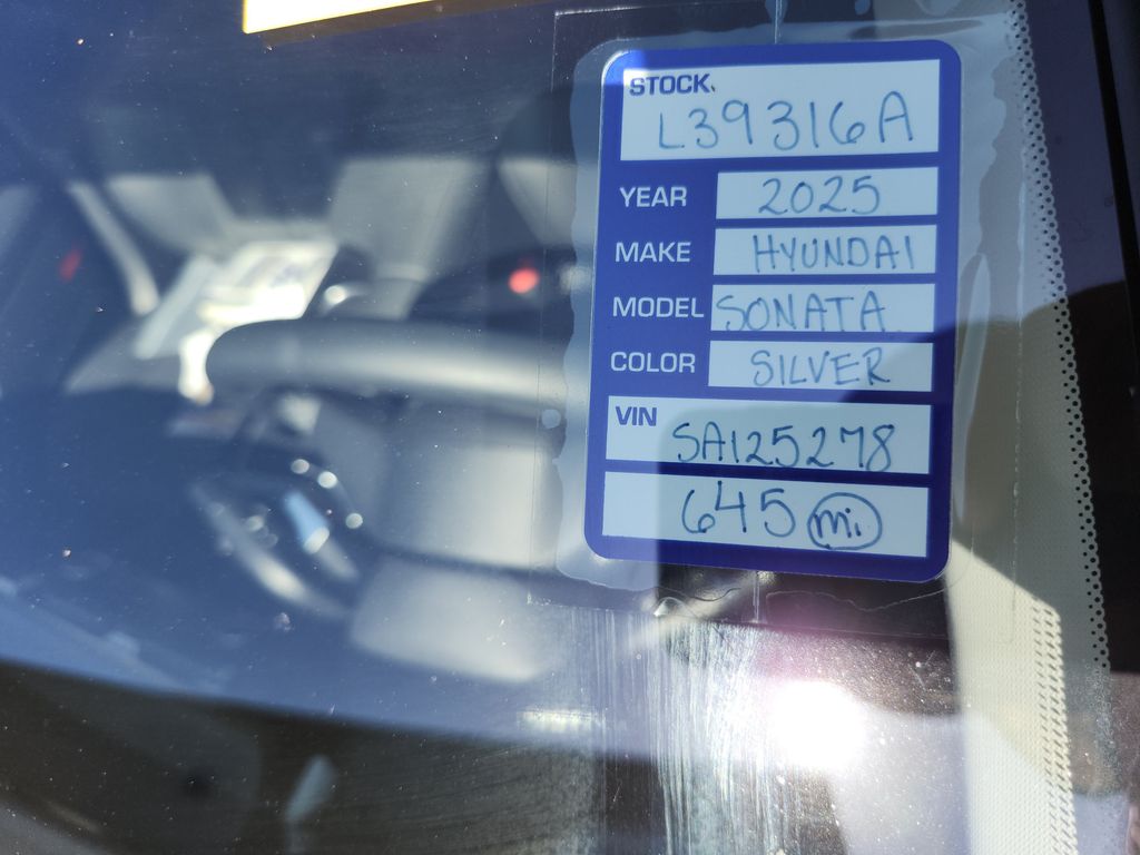 2025 Hyundai Sonata Hybrid Limited - Photo 6
