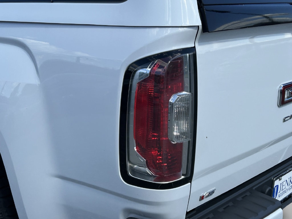 2022 GMC Canyon AT4 - Photo 14