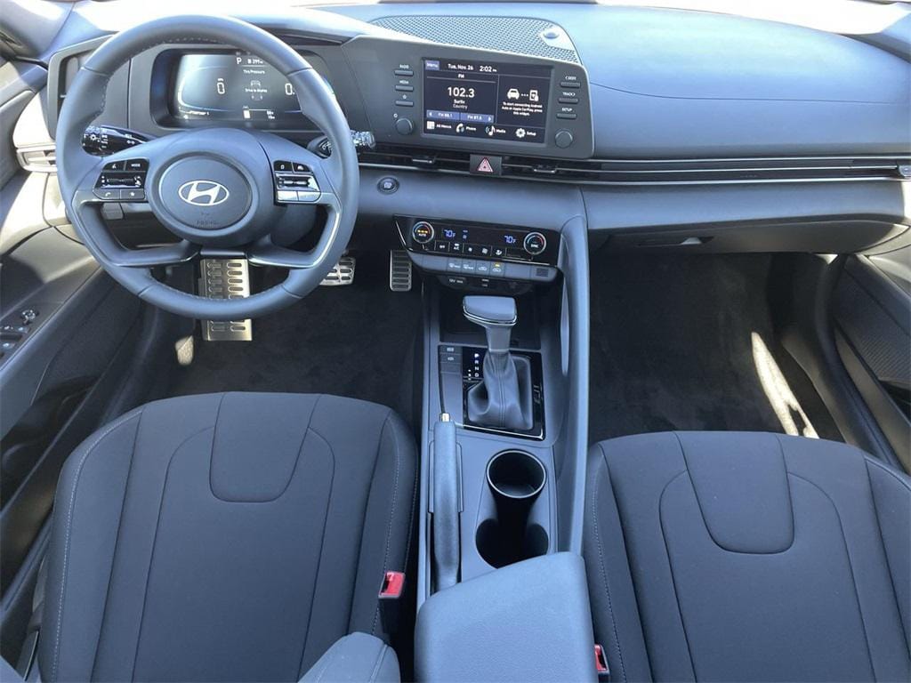 New 2025 Hyundai Elantra SEL Sport Sedan