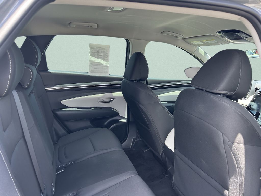 2024 Hyundai Tucson SE - Photo 21