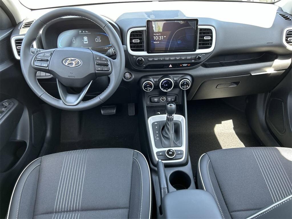 New 2025 Hyundai Venue Limited SUV