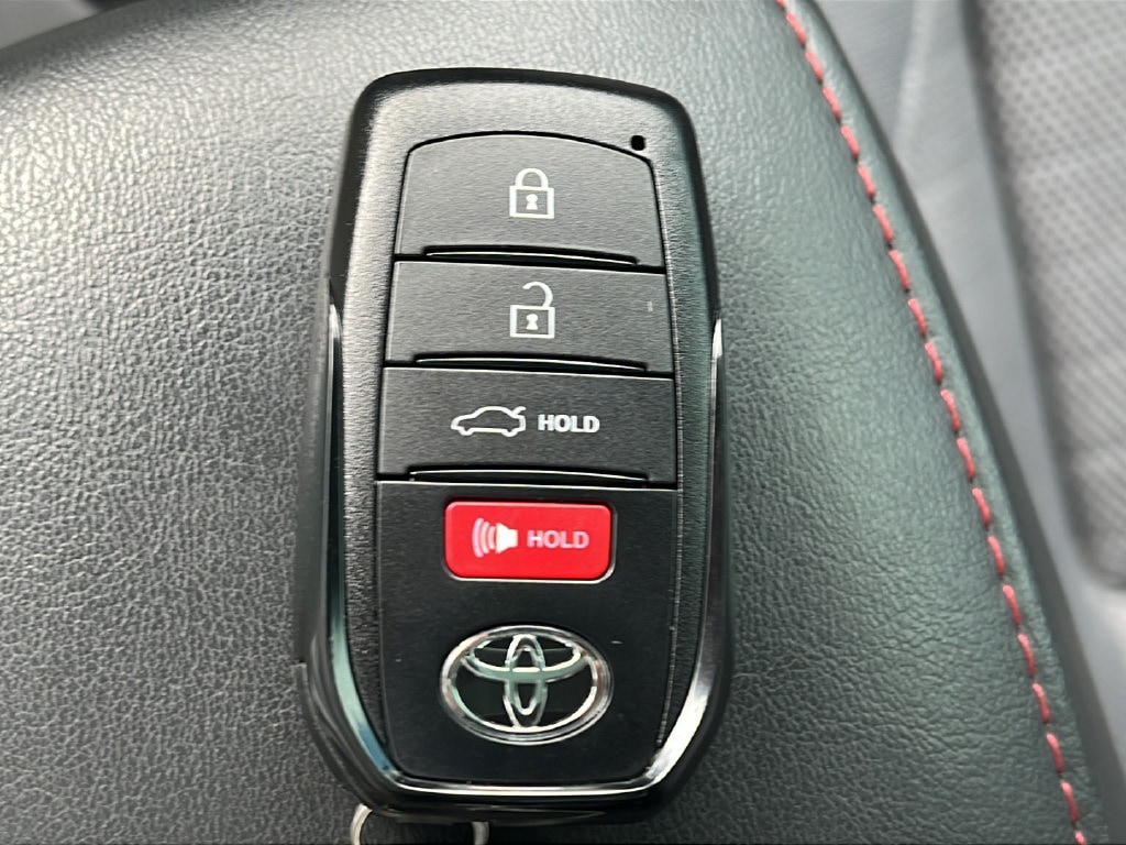 2025 Toyota Corolla SE - Photo 25