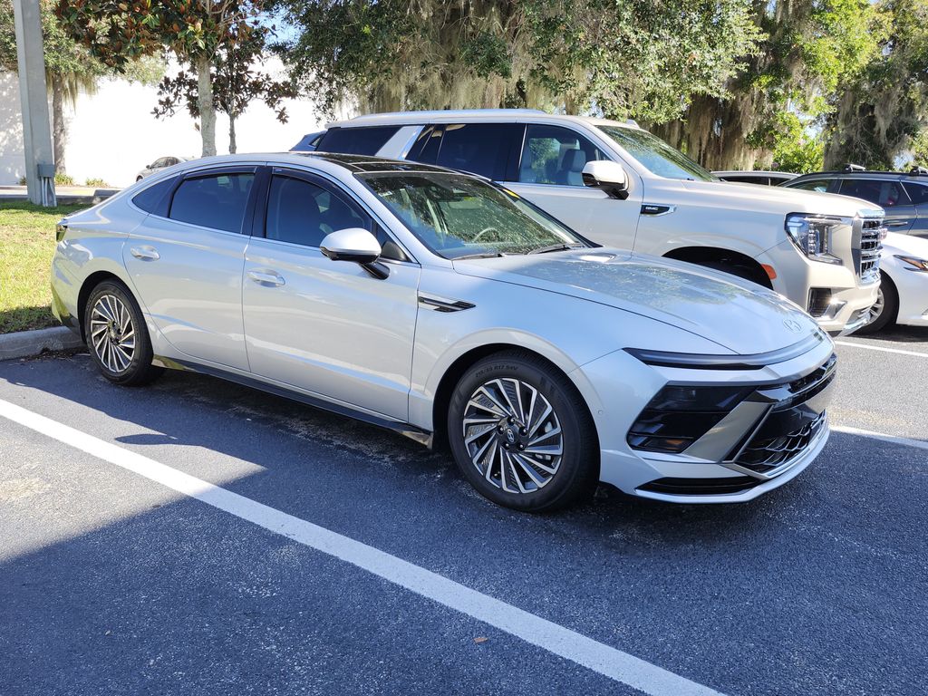2025 Hyundai Sonata Hybrid Limited