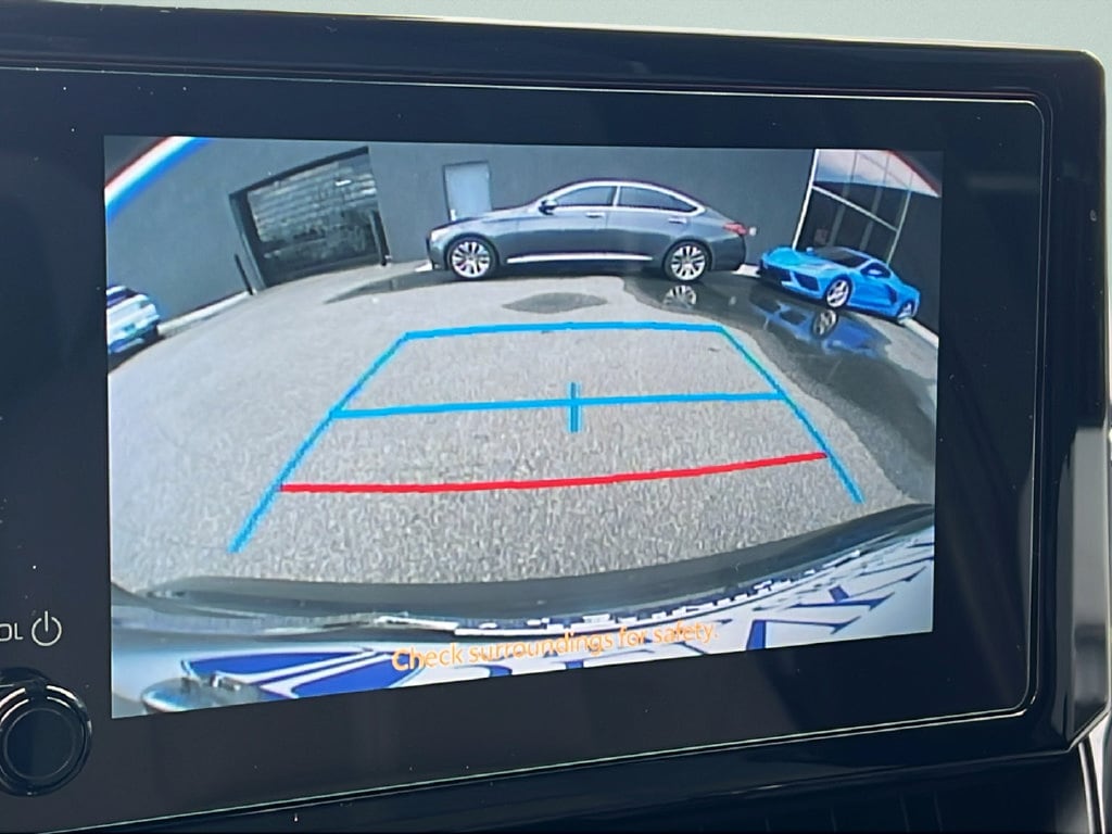 2025 Toyota Corolla SE - Photo 18