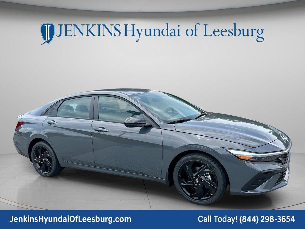 New 2026 Hyundai Elantra SEL Sport Sedan