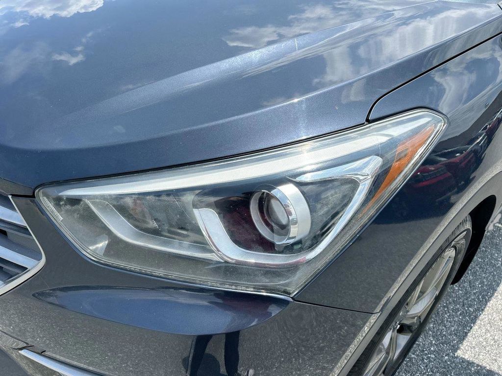 2017 Hyundai Santa Fe Sport 2.0T - Photo 13