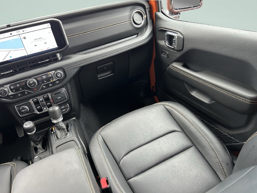 2025 Jeep Wrangler 4-Door Sahara - Photo 20