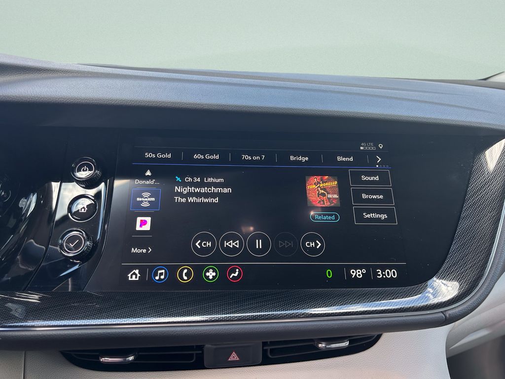 2023 Buick Envision Essence - Photo 23