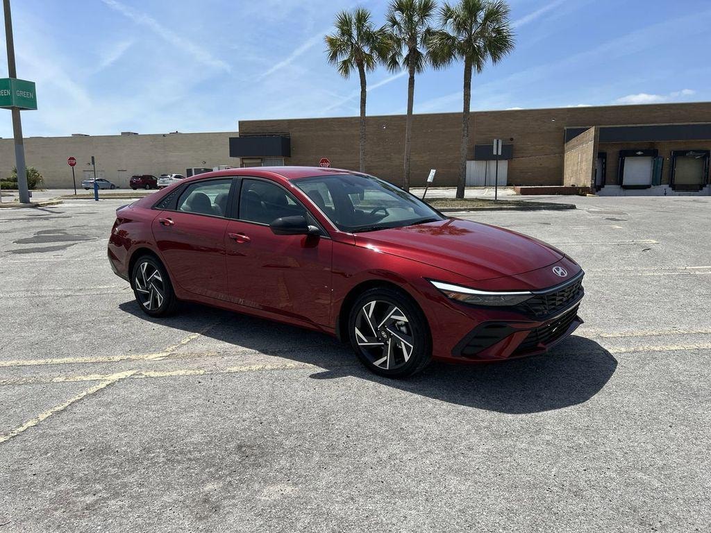 New 2025 Hyundai Elantra Hybrid SEL Sport Sedan