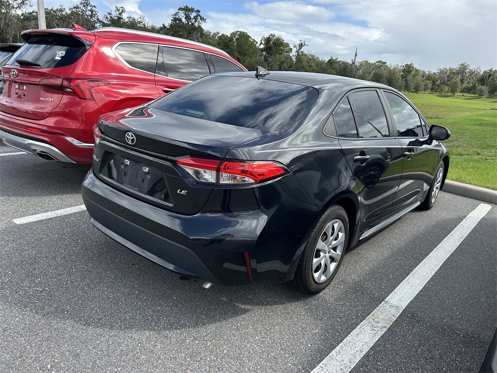 2020 Toyota Corolla LE photo 2