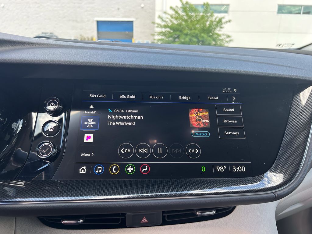 2023 Buick Envision Essence - Photo 26