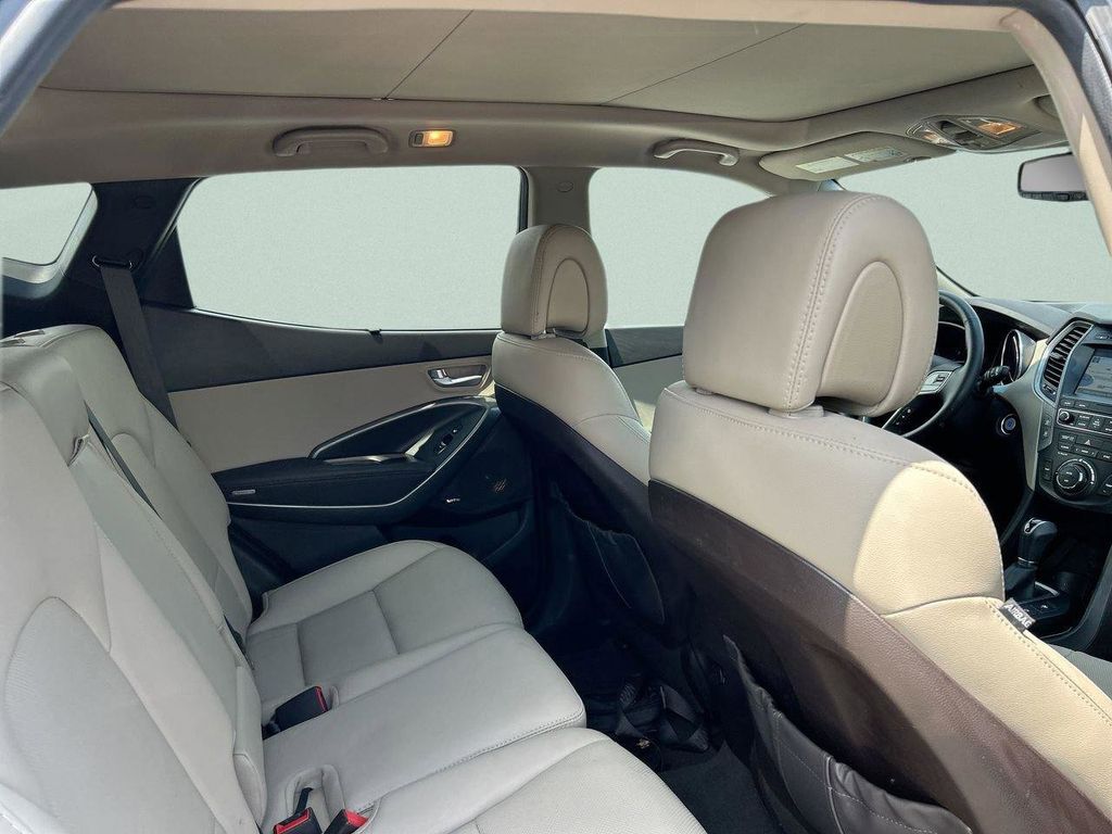 2017 Hyundai Santa Fe Sport 2.0T - Photo 22
