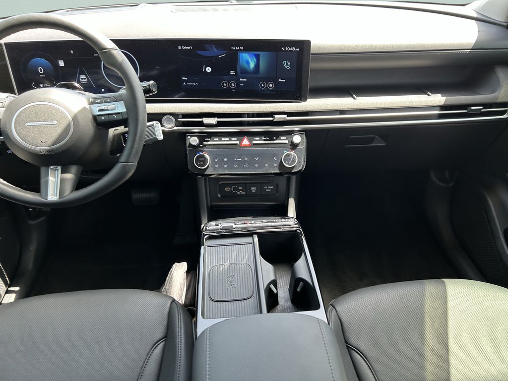 2025 Hyundai Tucson Limited - Photo 18