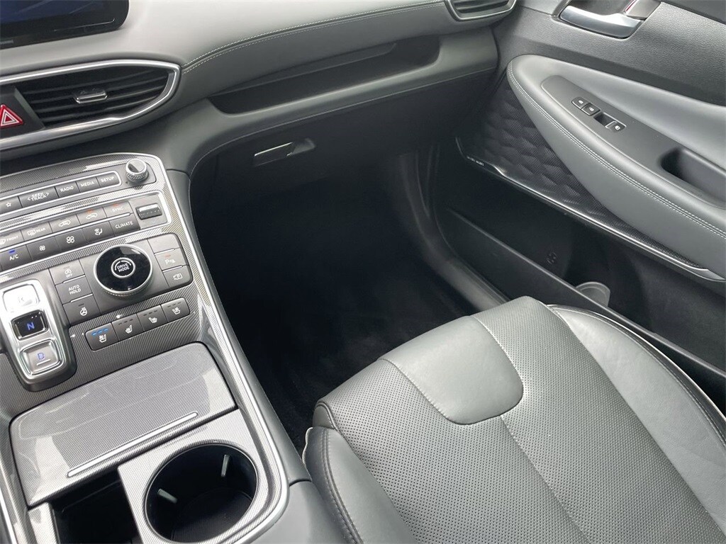 2022 Hyundai Santa Fe Limited photo 3