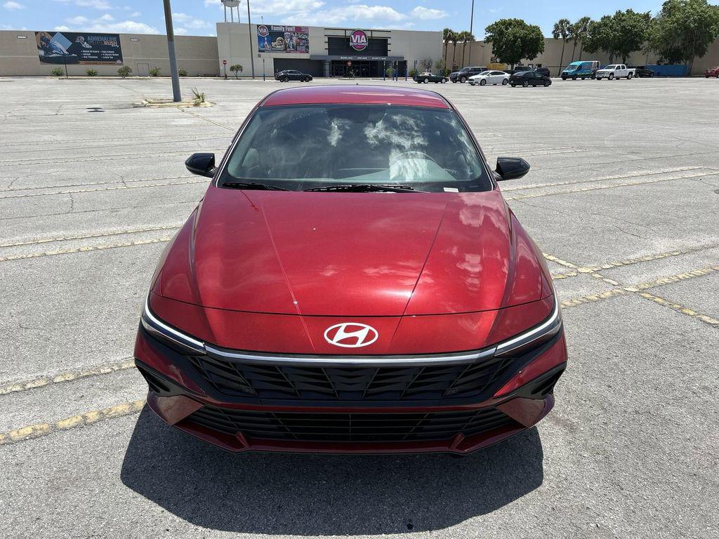 2025 Hyundai Elantra Blue - Photo 8